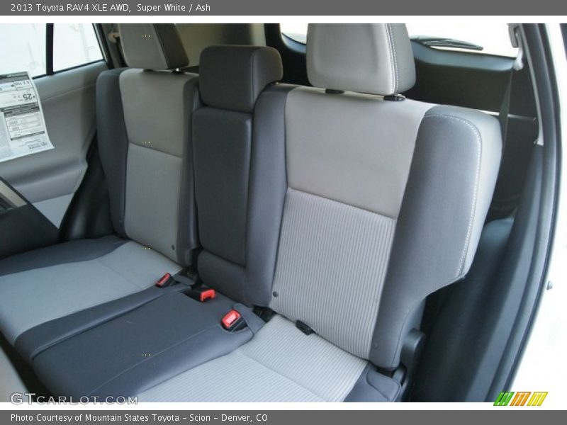 Super White / Ash 2013 Toyota RAV4 XLE AWD