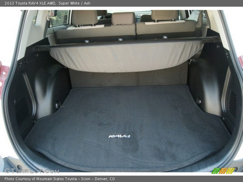 Super White / Ash 2013 Toyota RAV4 XLE AWD