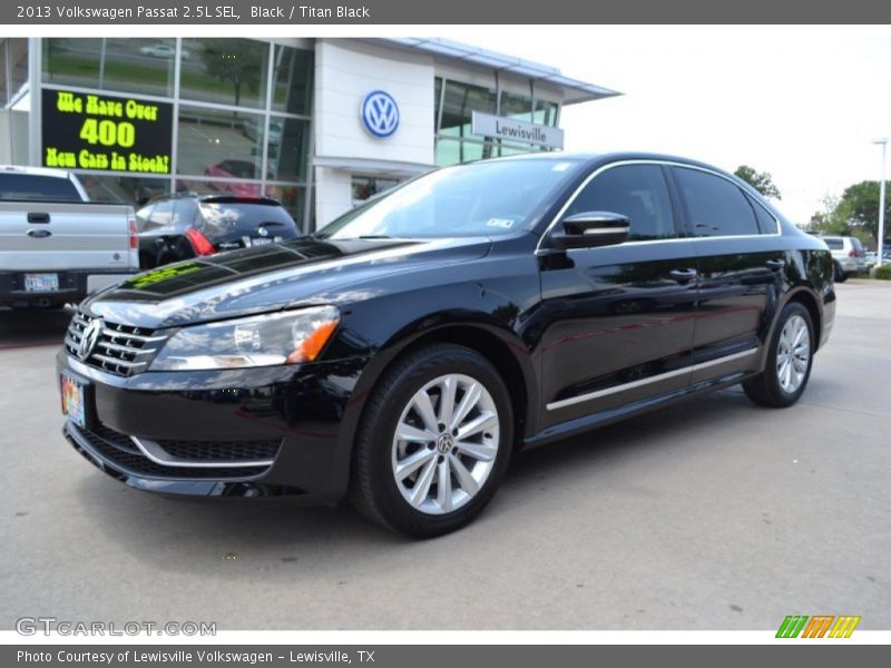Black / Titan Black 2013 Volkswagen Passat 2.5L SEL