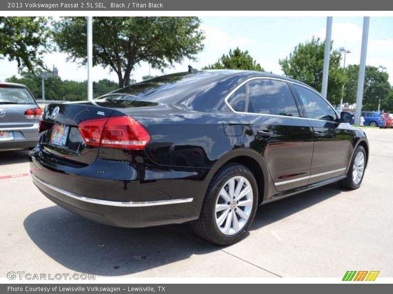Black / Titan Black 2013 Volkswagen Passat 2.5L SEL