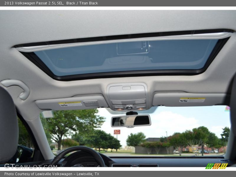 Black / Titan Black 2013 Volkswagen Passat 2.5L SEL