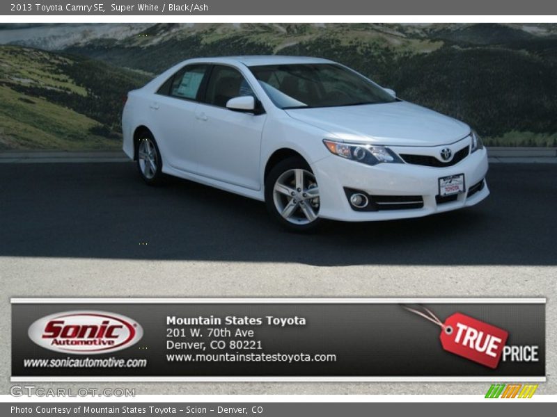Super White / Black/Ash 2013 Toyota Camry SE