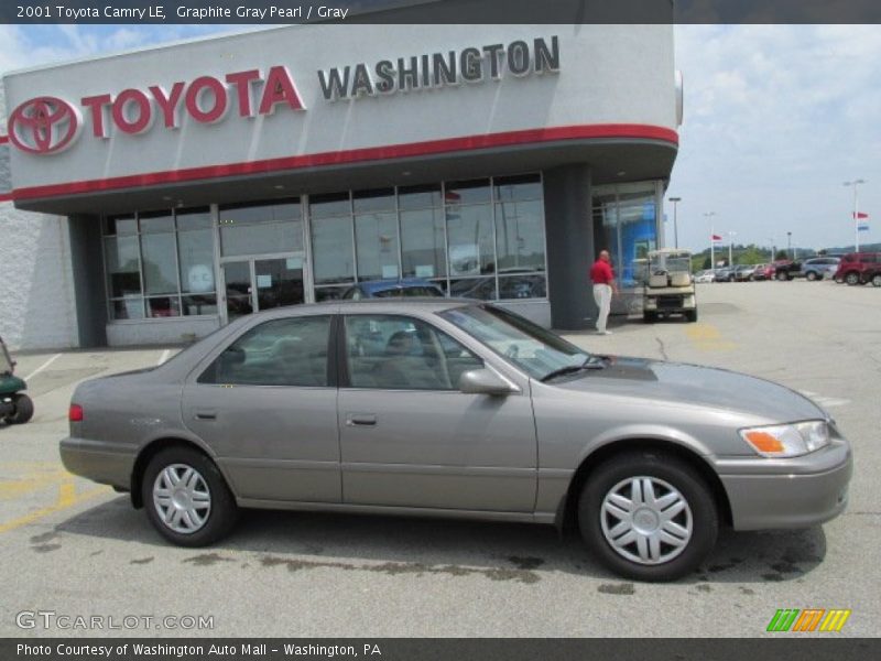 Graphite Gray Pearl / Gray 2001 Toyota Camry LE