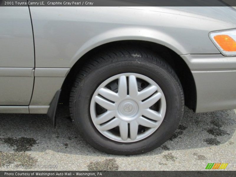 Graphite Gray Pearl / Gray 2001 Toyota Camry LE