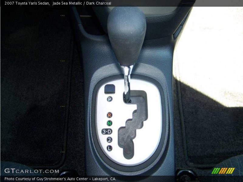 Jade Sea Metallic / Dark Charcoal 2007 Toyota Yaris Sedan