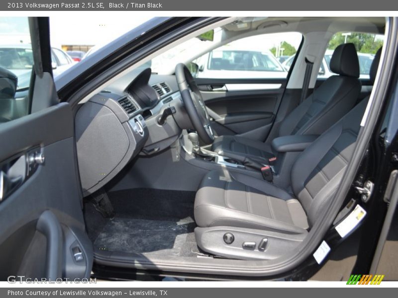 Black / Titan Black 2013 Volkswagen Passat 2.5L SE