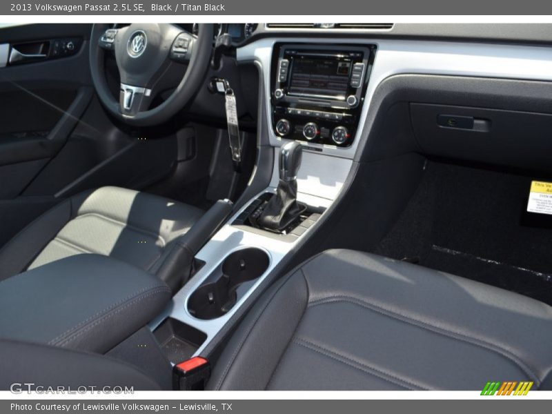 Black / Titan Black 2013 Volkswagen Passat 2.5L SE