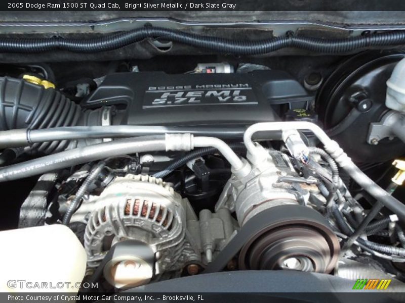 Bright Silver Metallic / Dark Slate Gray 2005 Dodge Ram 1500 ST Quad Cab