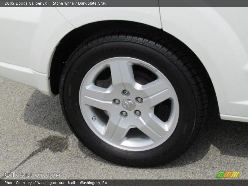 Stone White / Dark Slate Gray 2009 Dodge Caliber SXT