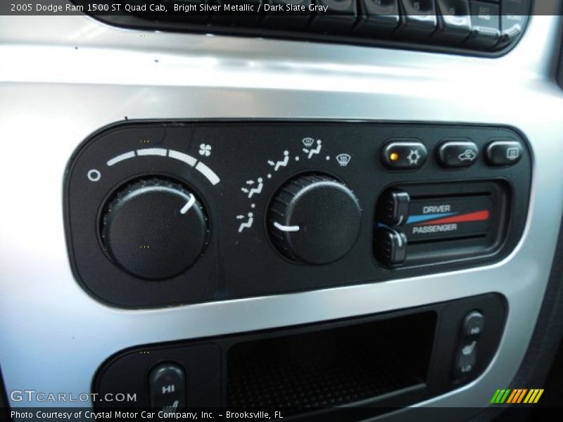 Bright Silver Metallic / Dark Slate Gray 2005 Dodge Ram 1500 ST Quad Cab
