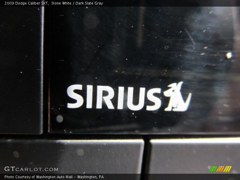 Stone White / Dark Slate Gray 2009 Dodge Caliber SXT