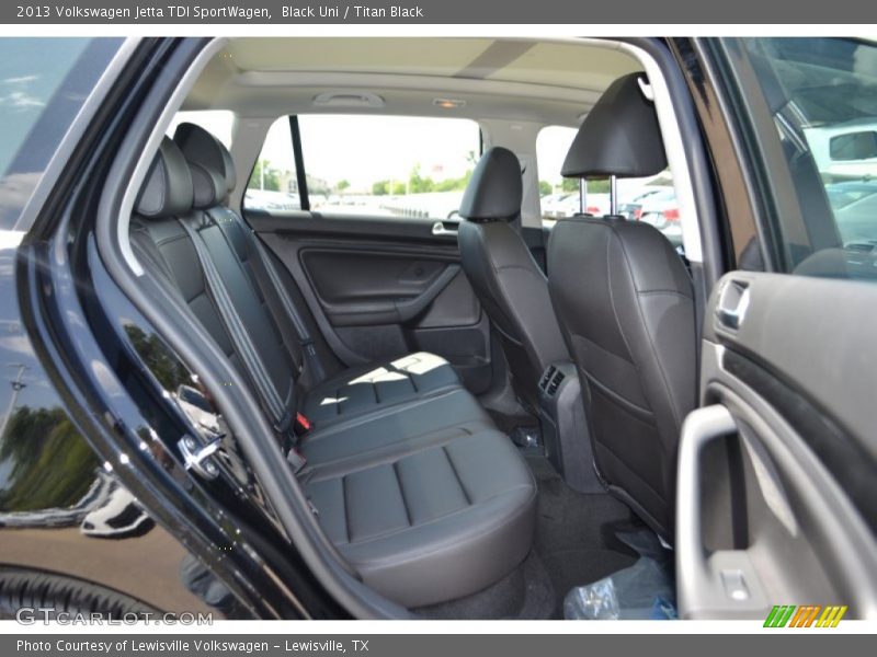 Black Uni / Titan Black 2013 Volkswagen Jetta TDI SportWagen