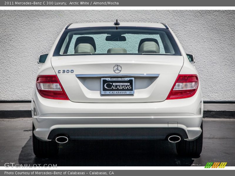 Arctic White / Almond/Mocha 2011 Mercedes-Benz C 300 Luxury