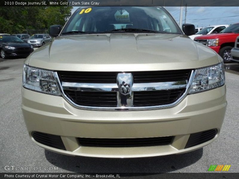 White Gold / Dark Slate Gray 2010 Dodge Journey SE
