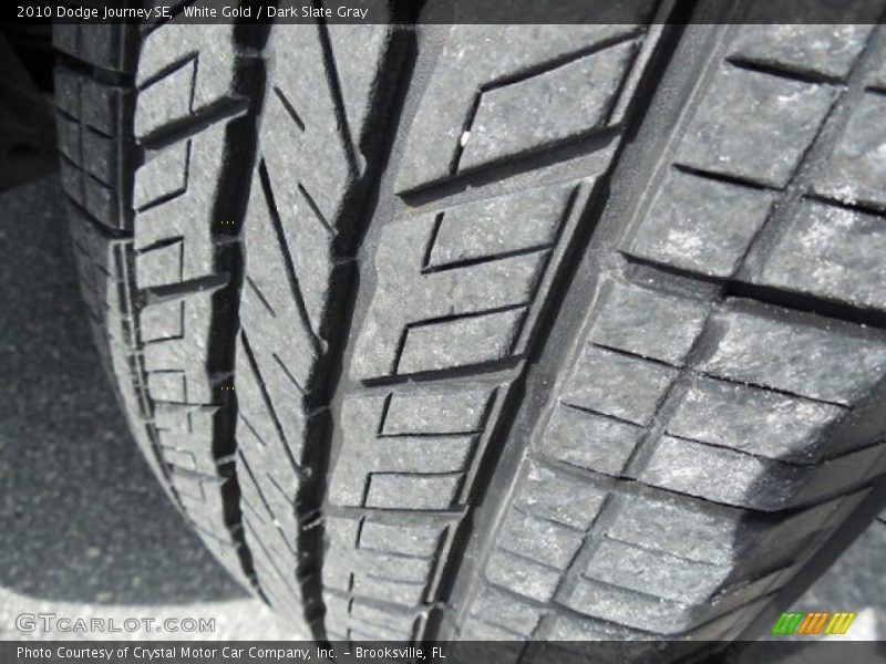 White Gold / Dark Slate Gray 2010 Dodge Journey SE