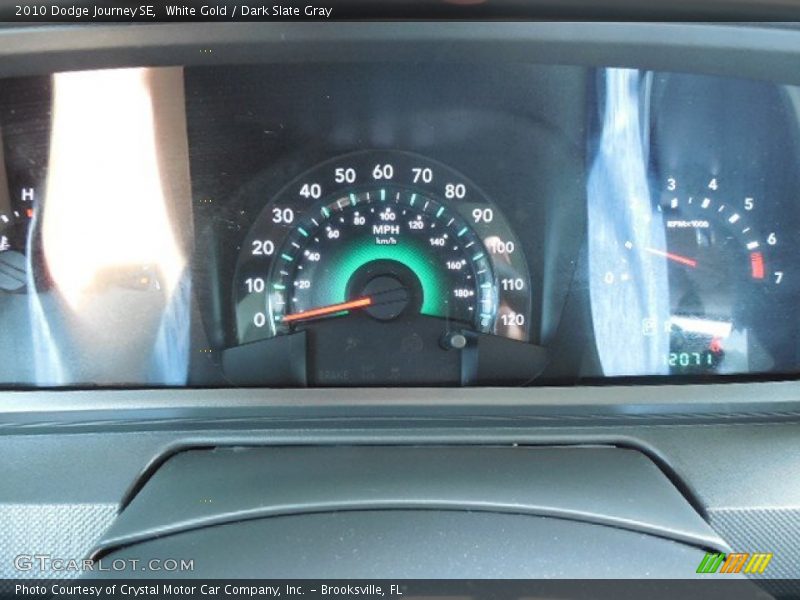 White Gold / Dark Slate Gray 2010 Dodge Journey SE