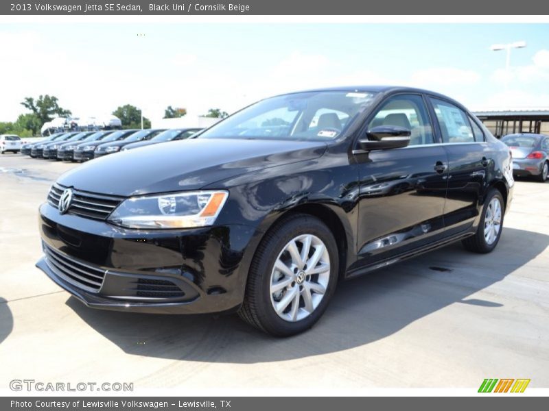 Black Uni / Cornsilk Beige 2013 Volkswagen Jetta SE Sedan