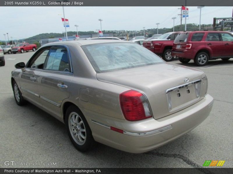 Golden Beige / Beige 2005 Hyundai XG350 L