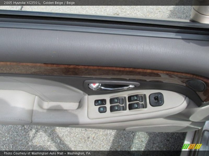 Golden Beige / Beige 2005 Hyundai XG350 L