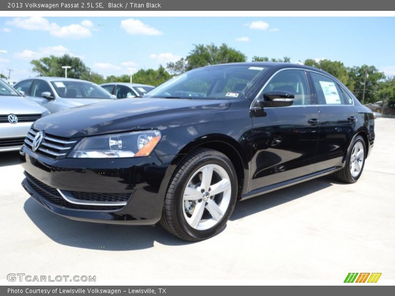 Black / Titan Black 2013 Volkswagen Passat 2.5L SE