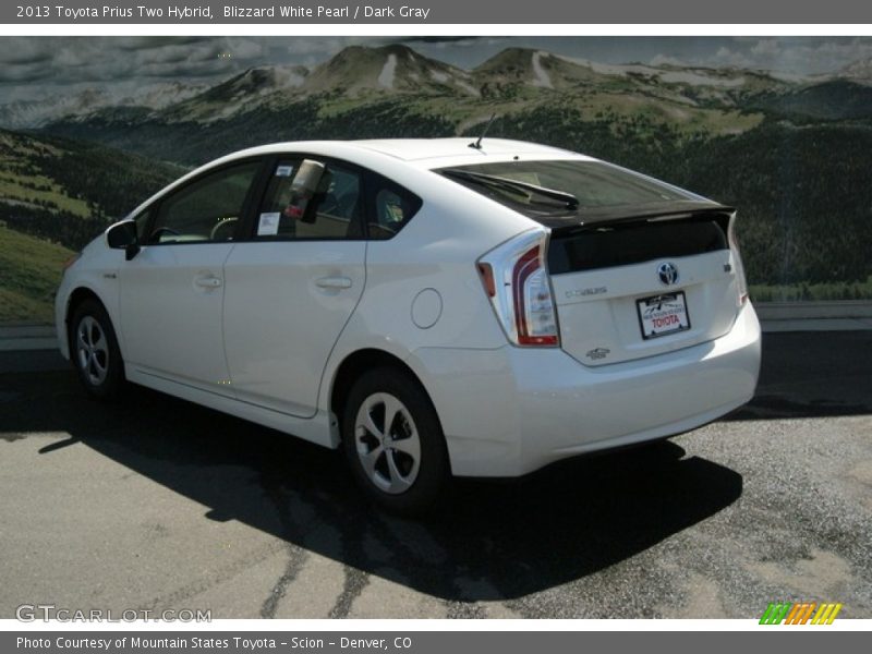 Blizzard White Pearl / Dark Gray 2013 Toyota Prius Two Hybrid
