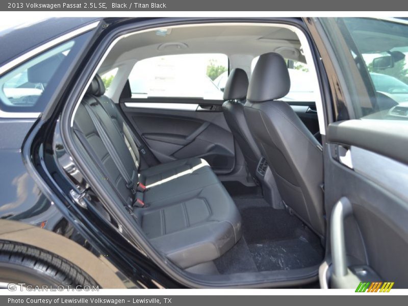 Black / Titan Black 2013 Volkswagen Passat 2.5L SE