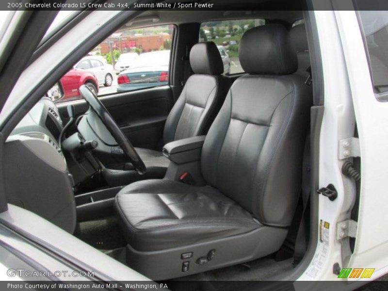 Summit White / Sport Pewter 2005 Chevrolet Colorado LS Crew Cab 4x4