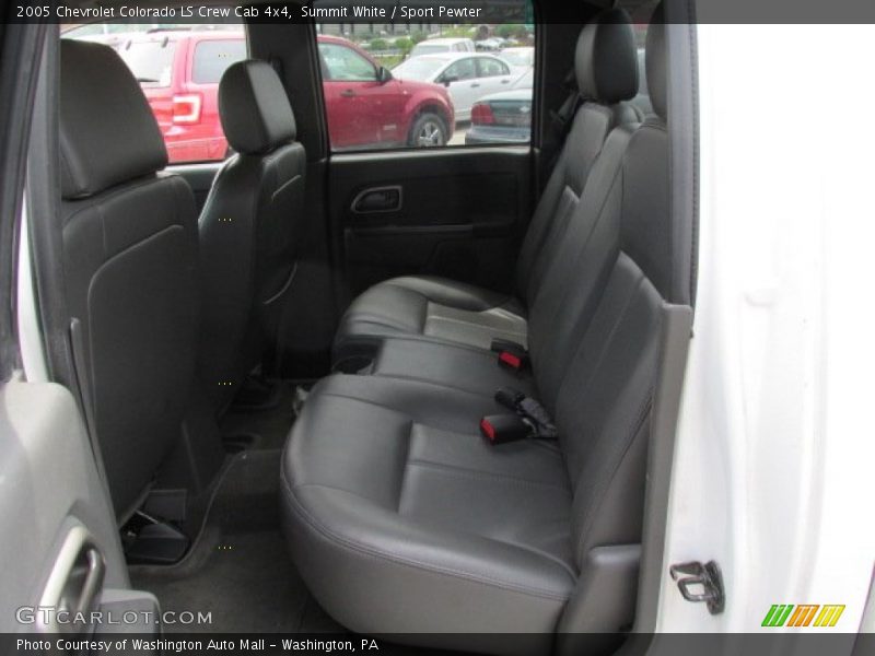 Summit White / Sport Pewter 2005 Chevrolet Colorado LS Crew Cab 4x4