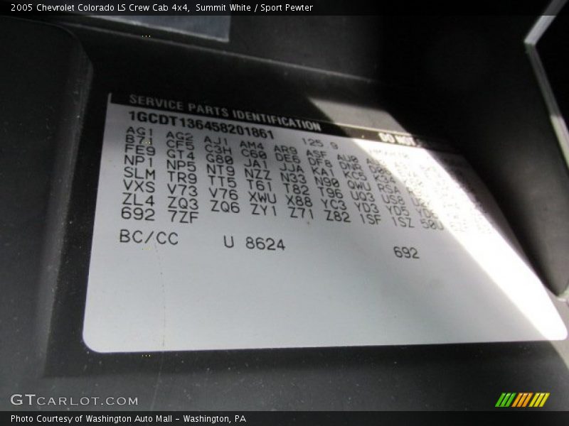 Summit White / Sport Pewter 2005 Chevrolet Colorado LS Crew Cab 4x4