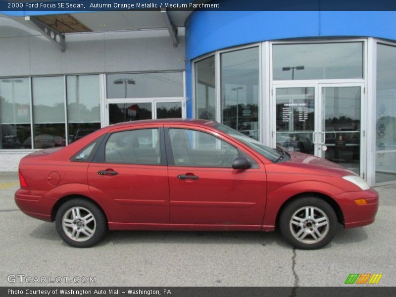 Autumn Orange Metallic / Medium Parchment 2000 Ford Focus SE Sedan