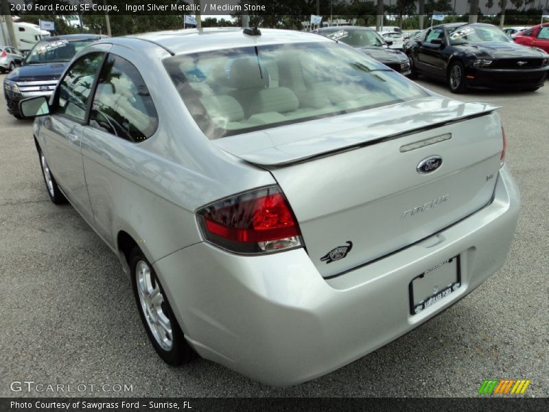 Ingot Silver Metallic / Medium Stone 2010 Ford Focus SE Coupe