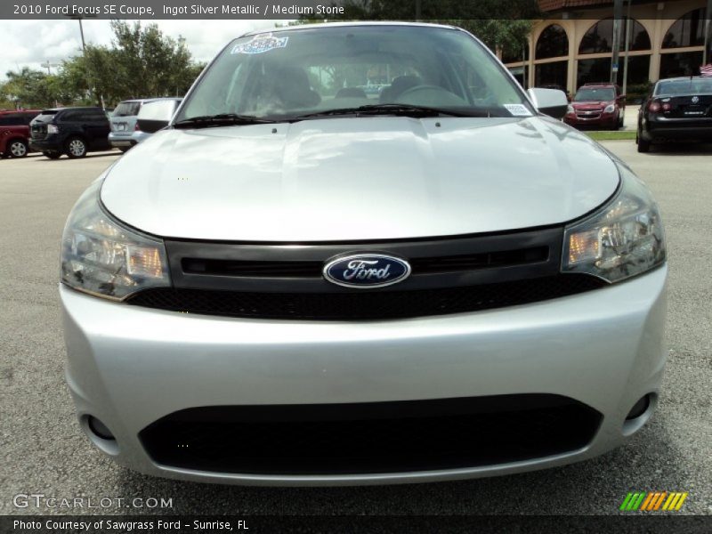 Ingot Silver Metallic / Medium Stone 2010 Ford Focus SE Coupe