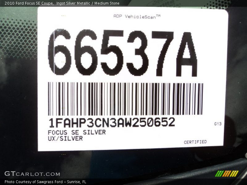 Ingot Silver Metallic / Medium Stone 2010 Ford Focus SE Coupe