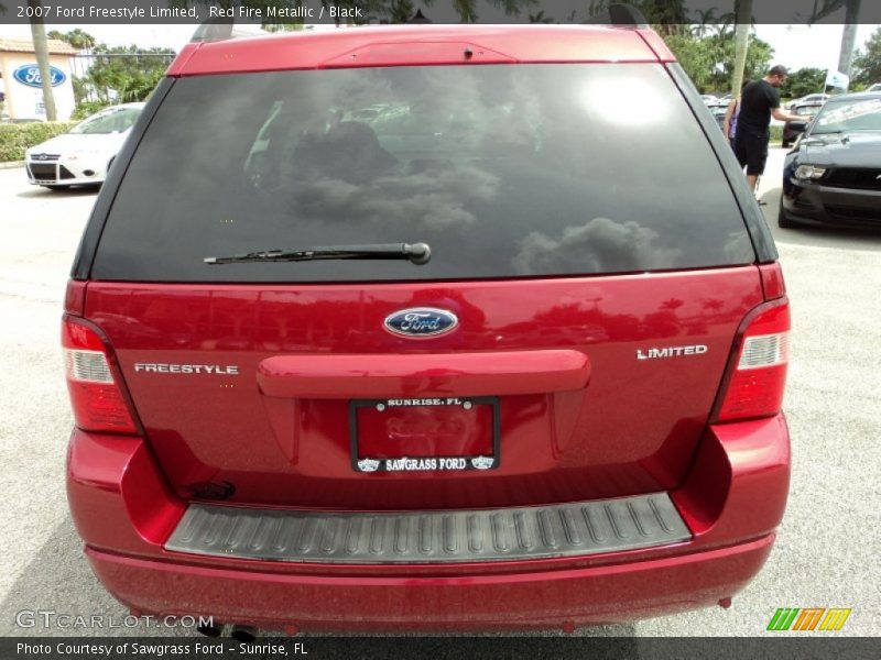 Red Fire Metallic / Black 2007 Ford Freestyle Limited