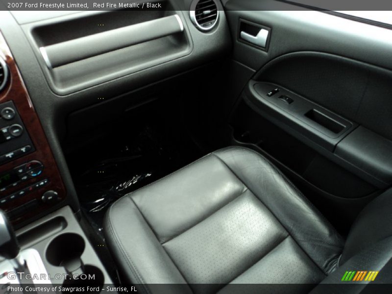 Red Fire Metallic / Black 2007 Ford Freestyle Limited