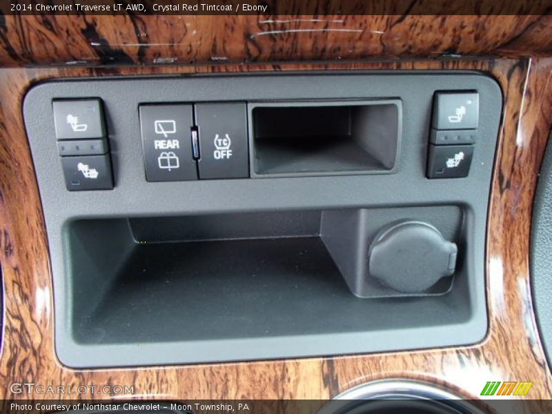 Crystal Red Tintcoat / Ebony 2014 Chevrolet Traverse LT AWD