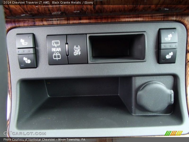 Black Granite Metallic / Ebony 2014 Chevrolet Traverse LT AWD