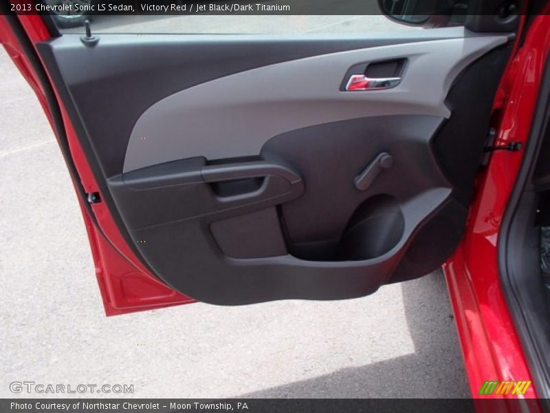 Victory Red / Jet Black/Dark Titanium 2013 Chevrolet Sonic LS Sedan