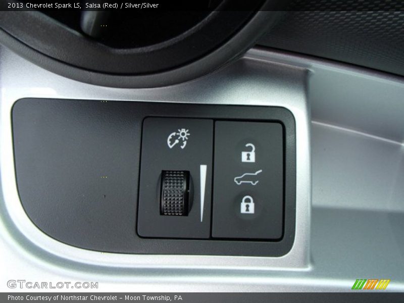 Salsa (Red) / Silver/Silver 2013 Chevrolet Spark LS