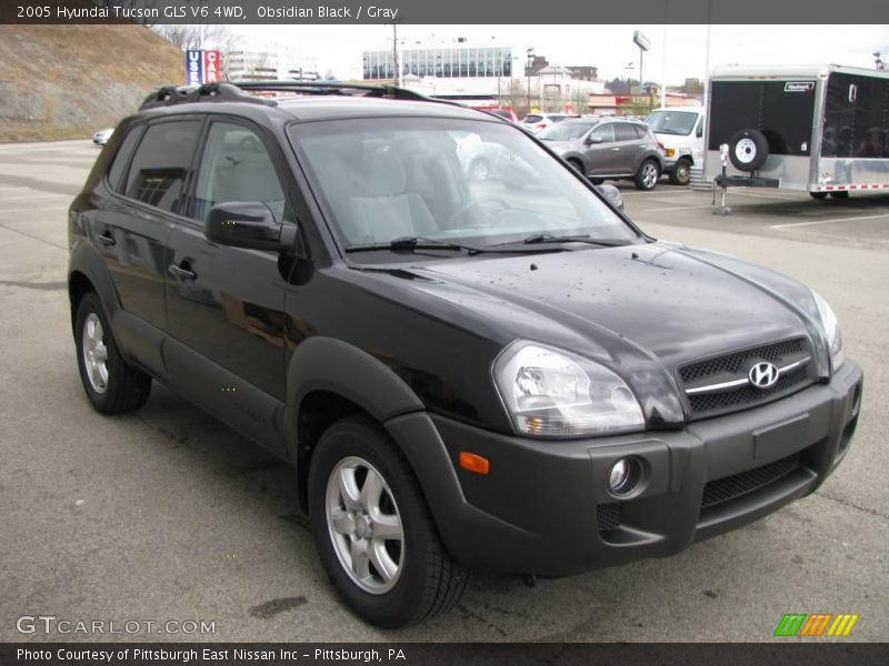Obsidian Black / Gray 2005 Hyundai Tucson GLS V6 4WD
