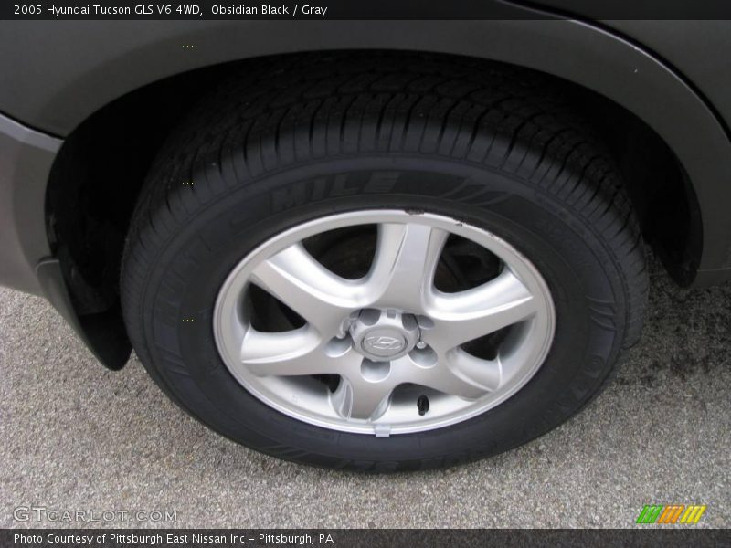 Obsidian Black / Gray 2005 Hyundai Tucson GLS V6 4WD