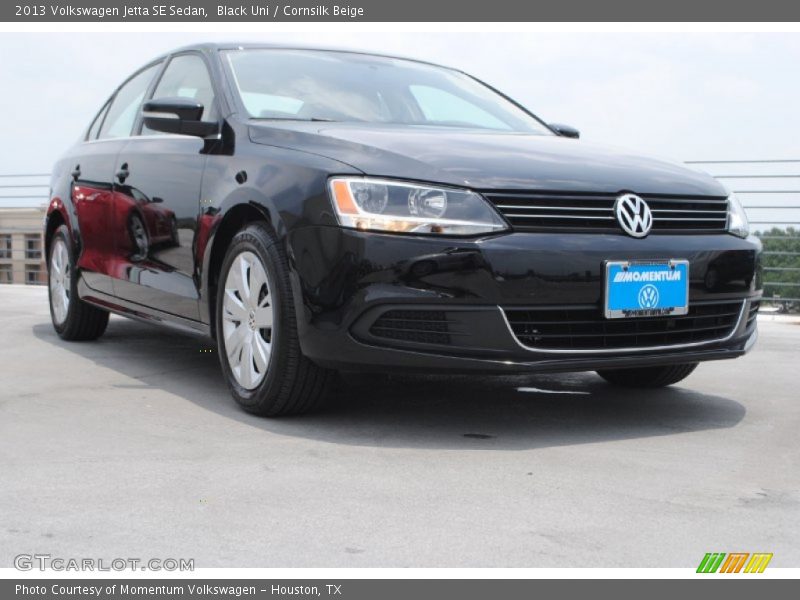 Black Uni / Cornsilk Beige 2013 Volkswagen Jetta SE Sedan
