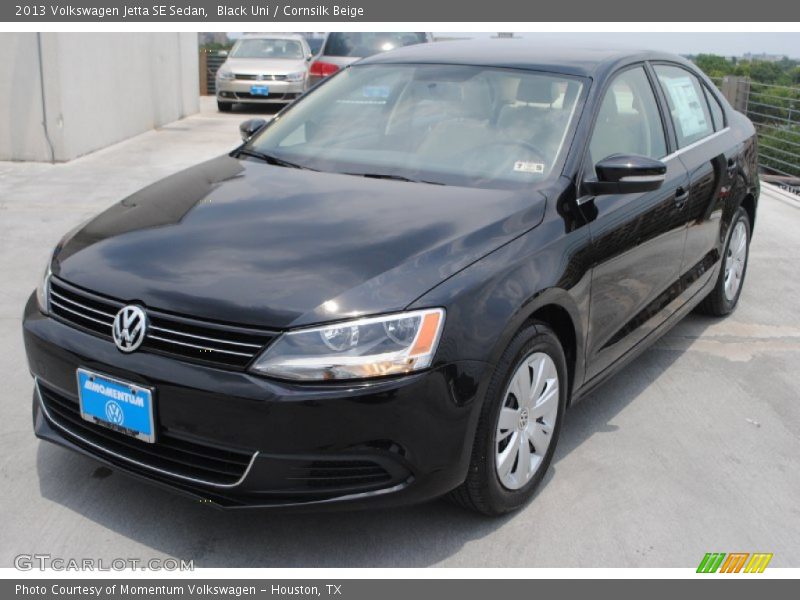 Black Uni / Cornsilk Beige 2013 Volkswagen Jetta SE Sedan