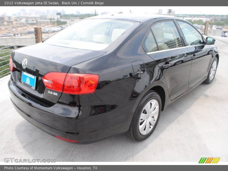 Black Uni / Cornsilk Beige 2013 Volkswagen Jetta SE Sedan