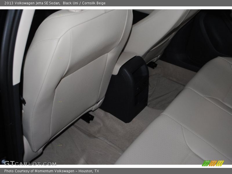 Black Uni / Cornsilk Beige 2013 Volkswagen Jetta SE Sedan
