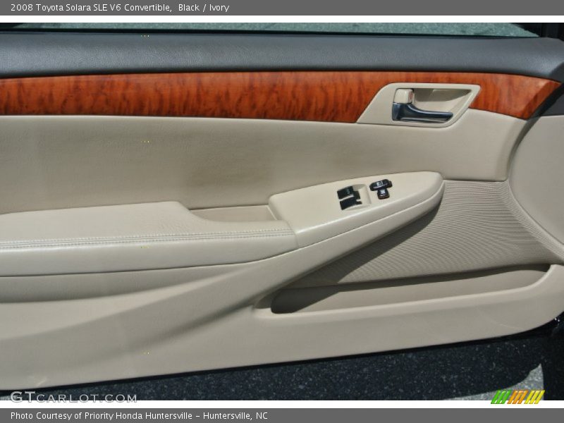 Black / Ivory 2008 Toyota Solara SLE V6 Convertible