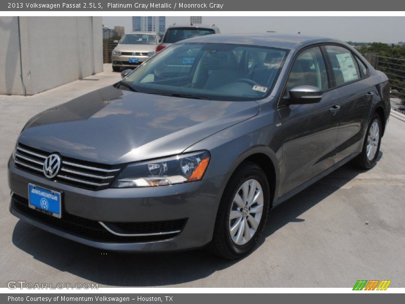 Platinum Gray Metallic / Moonrock Gray 2013 Volkswagen Passat 2.5L S