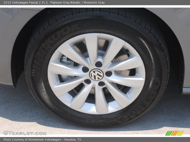 Platinum Gray Metallic / Moonrock Gray 2013 Volkswagen Passat 2.5L S