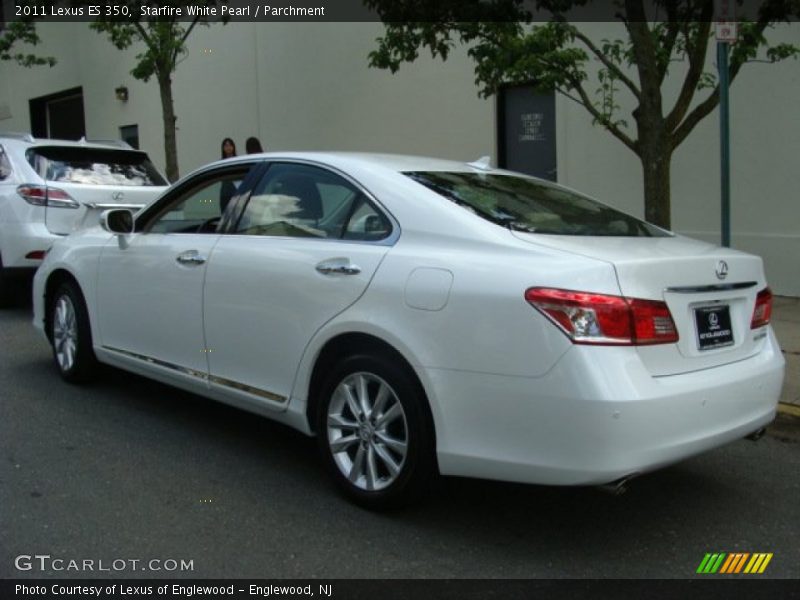 Starfire White Pearl / Parchment 2011 Lexus ES 350