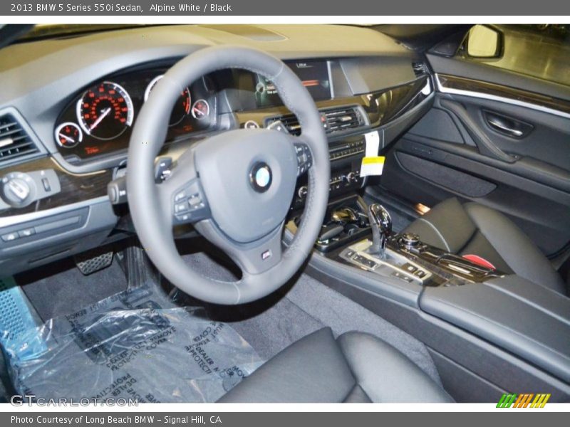 Alpine White / Black 2013 BMW 5 Series 550i Sedan